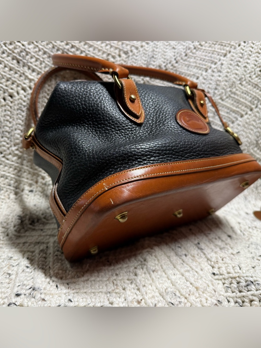 Vintage Dooney and Bourke Black Doctors Satchel - Picture 4 of 13